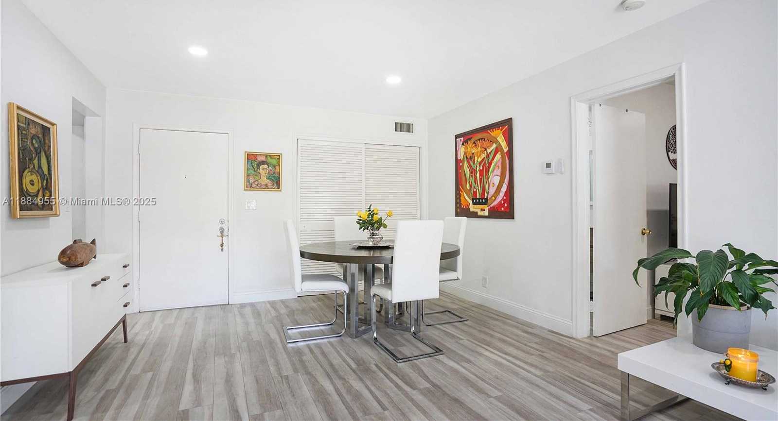 Small Image of 1200 MARIPOSA AVE #D204, Coral Gables Number 25