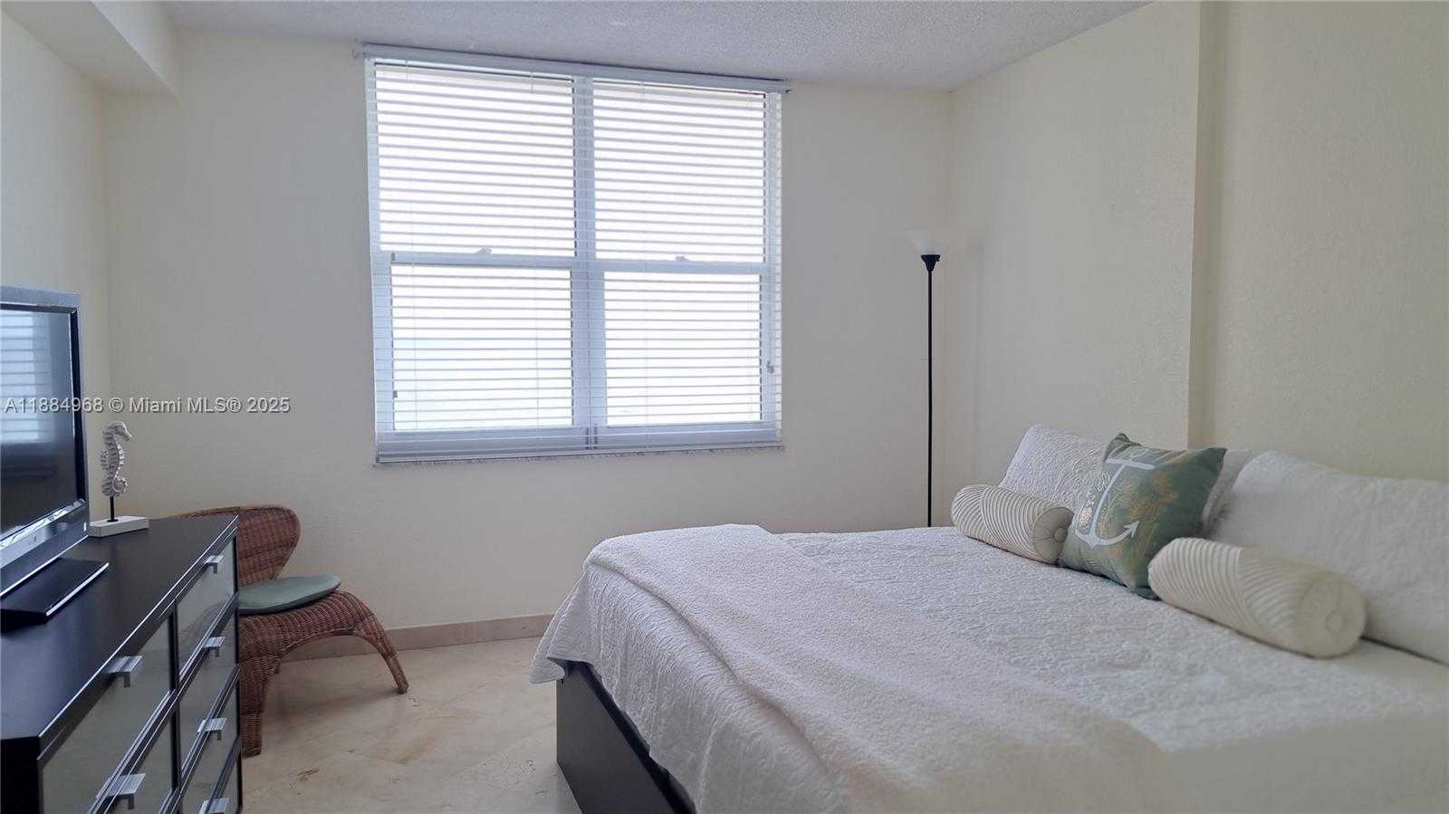 Small Image of 2501 SOUTH OCEAN DR #1021, Hollywood Number 12