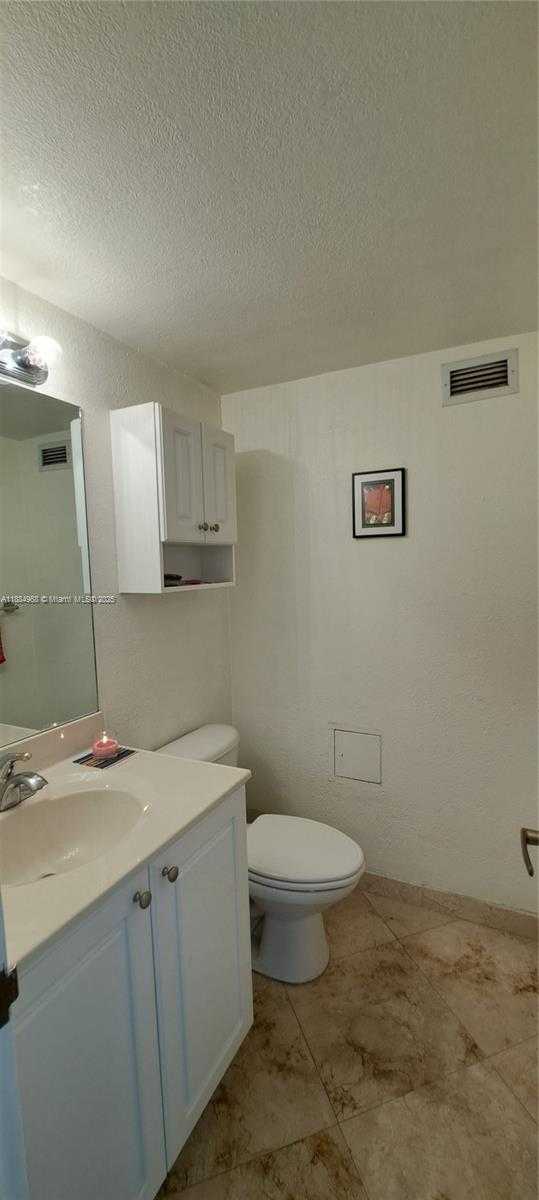 Small Image of 2501 SOUTH OCEAN DR #1021, Hollywood Number 24
