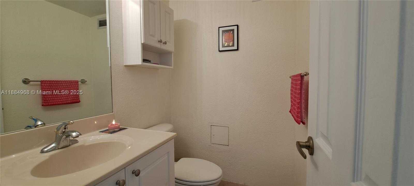 Small Image of 2501 SOUTH OCEAN DR #1021, Hollywood Number 25