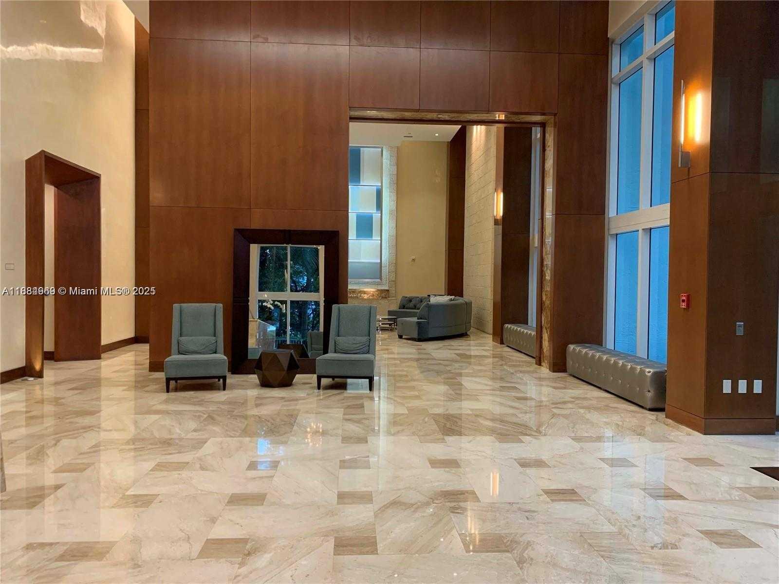 Small Image of 31 SOUTH EAST 5TH ST #1510, Miami Number 3
