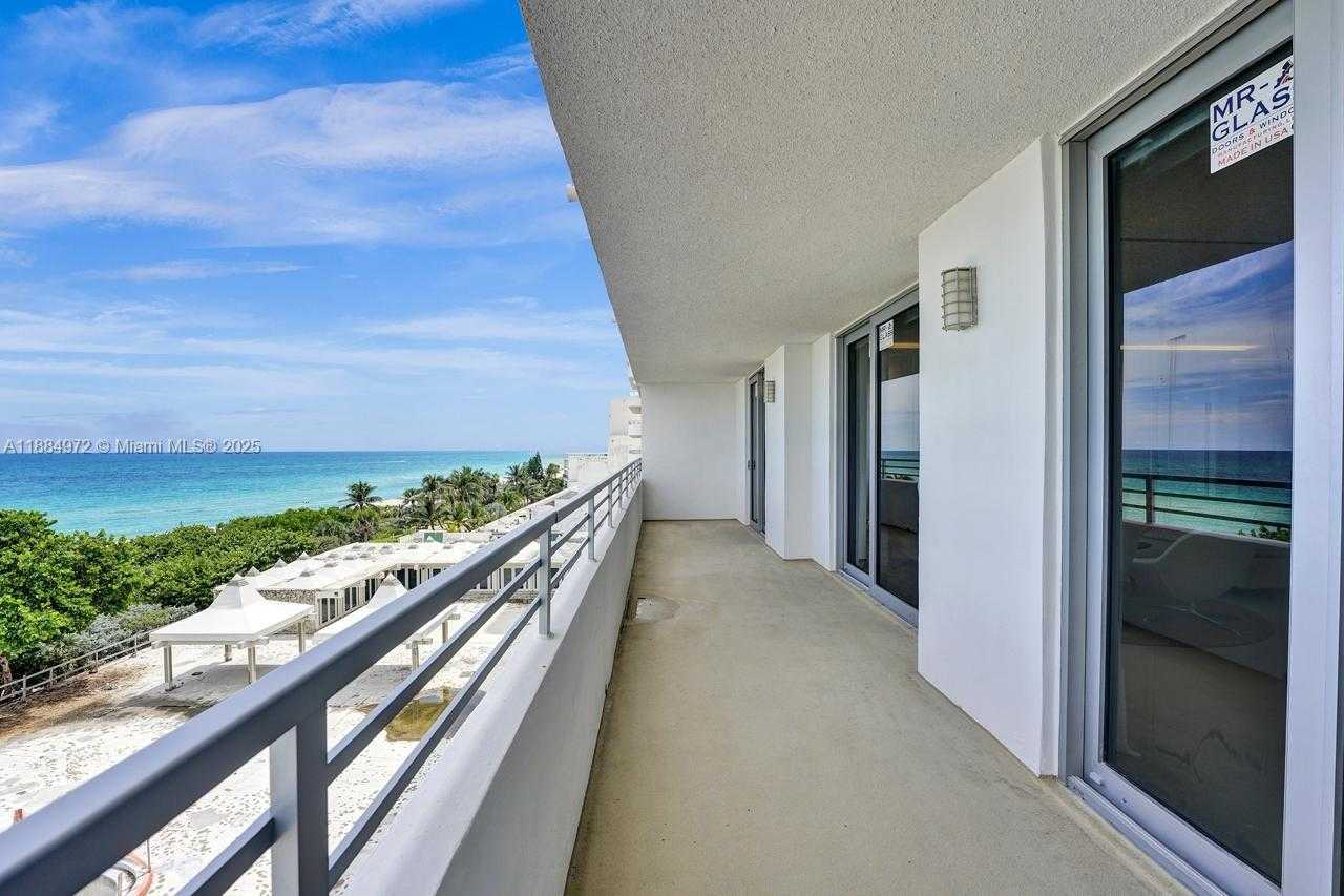 Small Image of 5555 COLLINS AVE #6H, Miami Beach Number 2