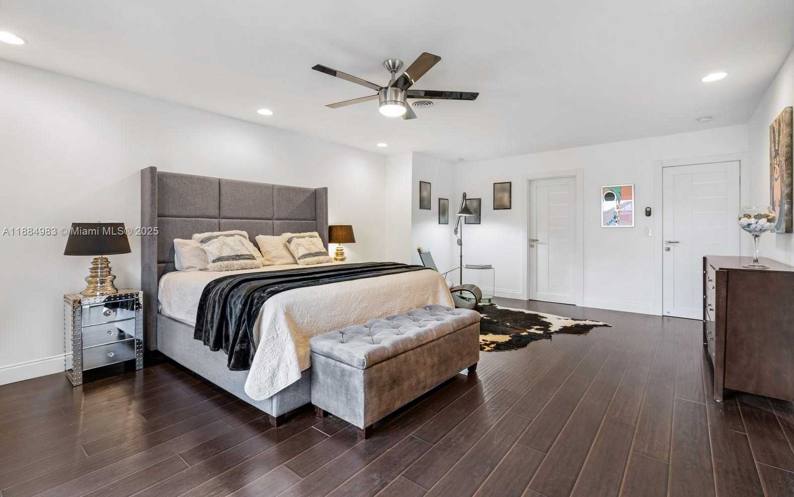Small Image of 2830 NORTH EAST 56 CT, Fort Lauderdale Number 12