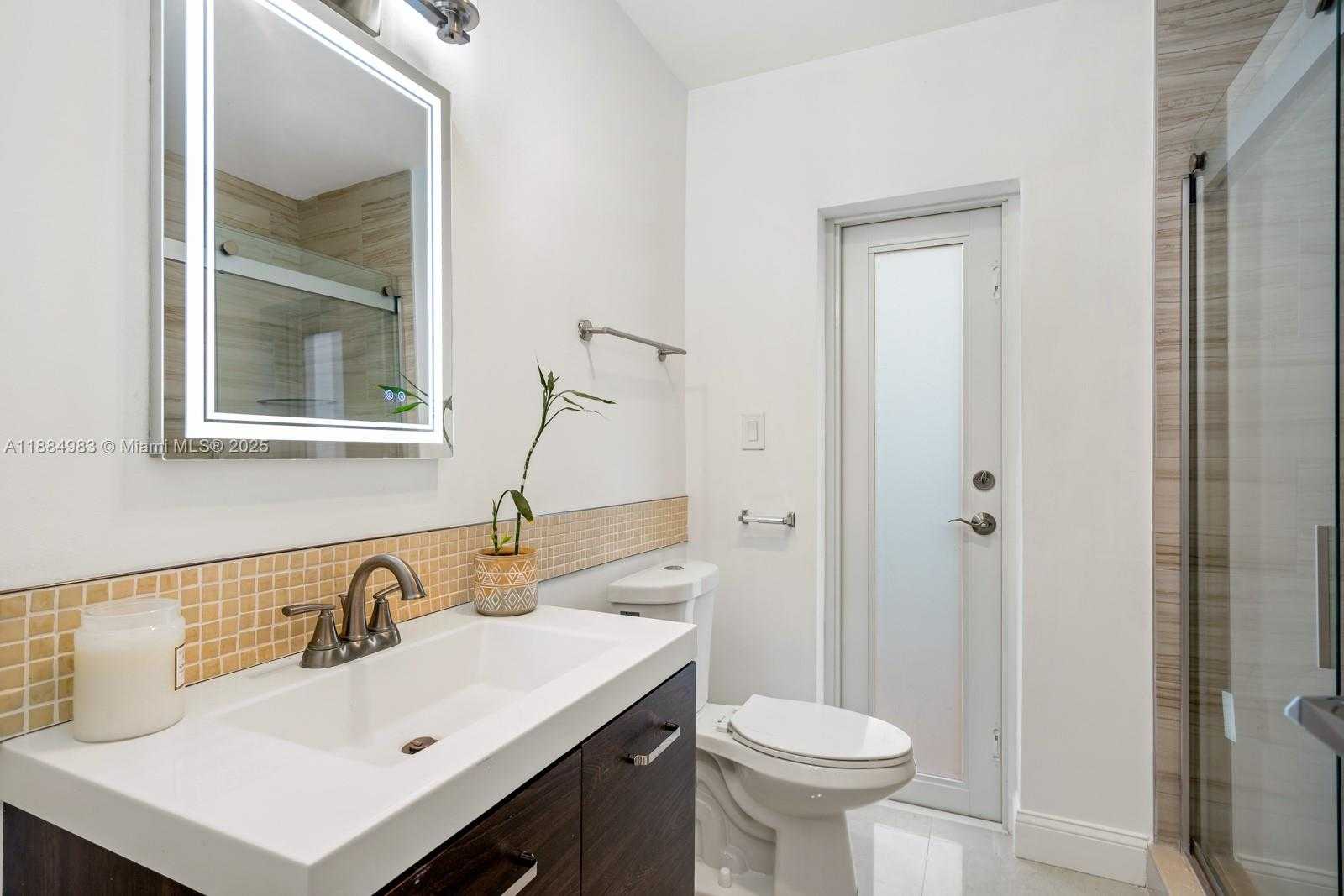 Small Image of 2830 NORTH EAST 56 CT, Fort Lauderdale Number 19