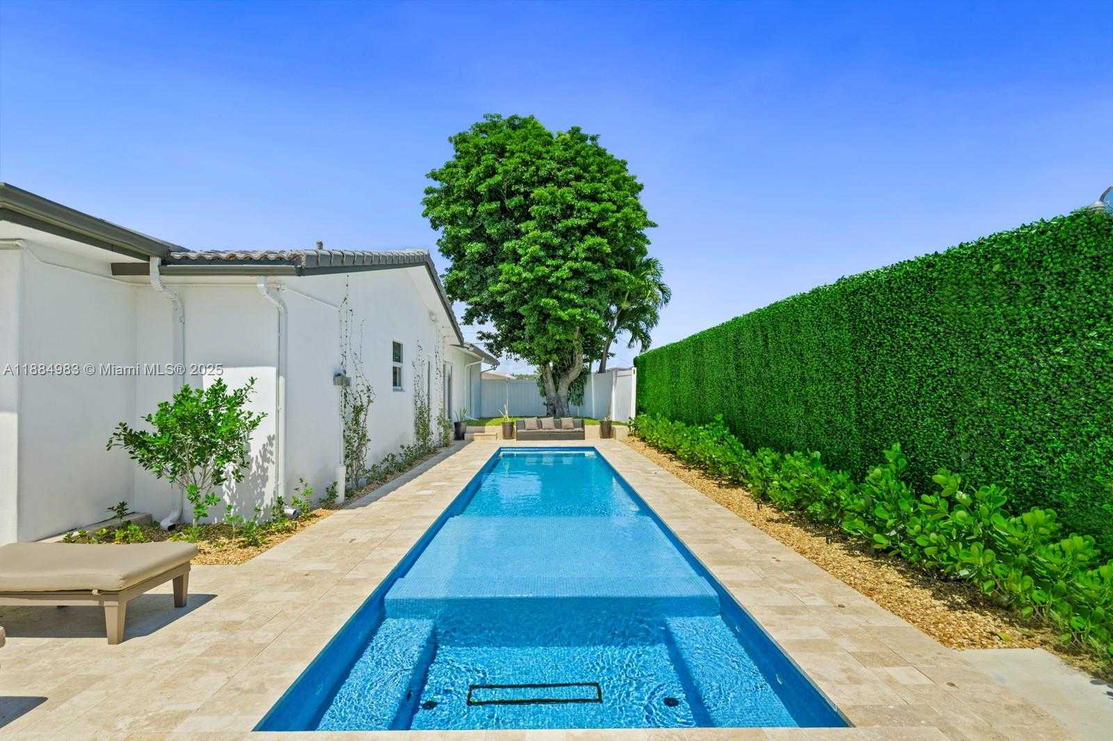 Small Image of 2830 NORTH EAST 56 CT, Fort Lauderdale Number 29