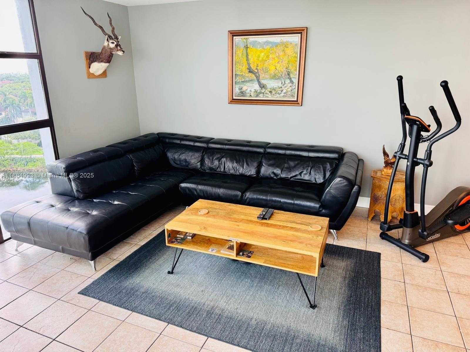 Small Image of 3701 NORTH COUNTRY CLUB DR #908, Aventura Number 5