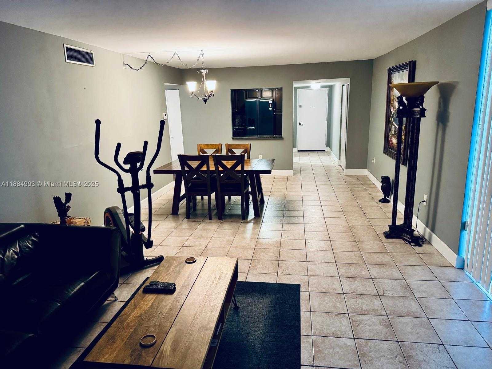Small Image of 3701 NORTH COUNTRY CLUB DR #908, Aventura Number 8
