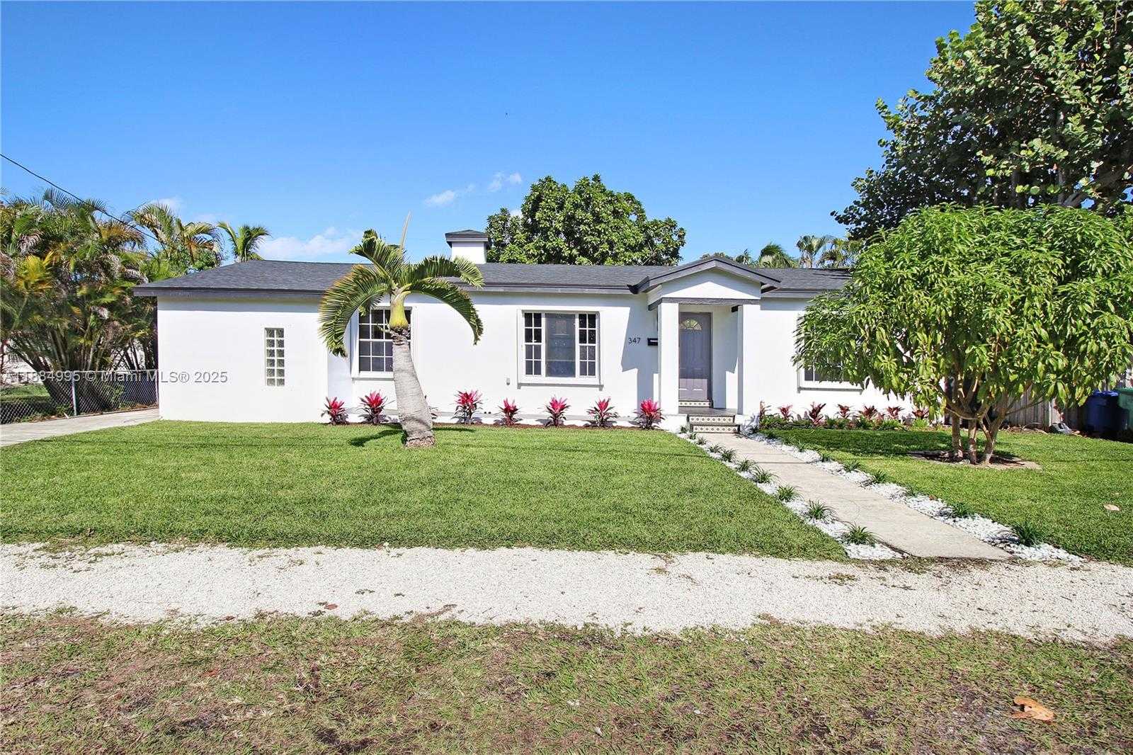 Small Image of 347 NORTH EAST 110TH ST, Miami Number 31