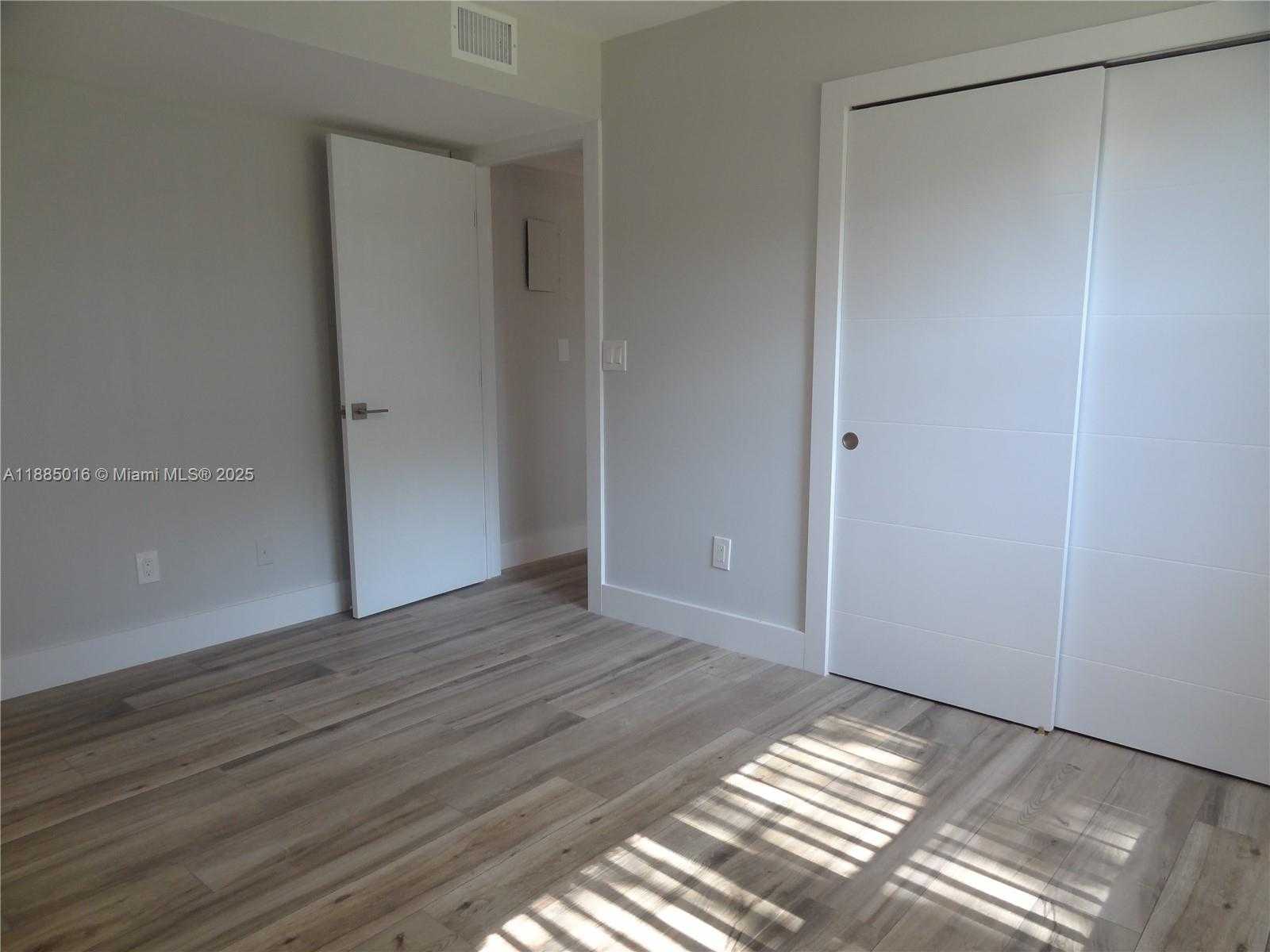 Small Image of 14849 SOUTH WEST 104TH ST #12-12, Miami Number 18