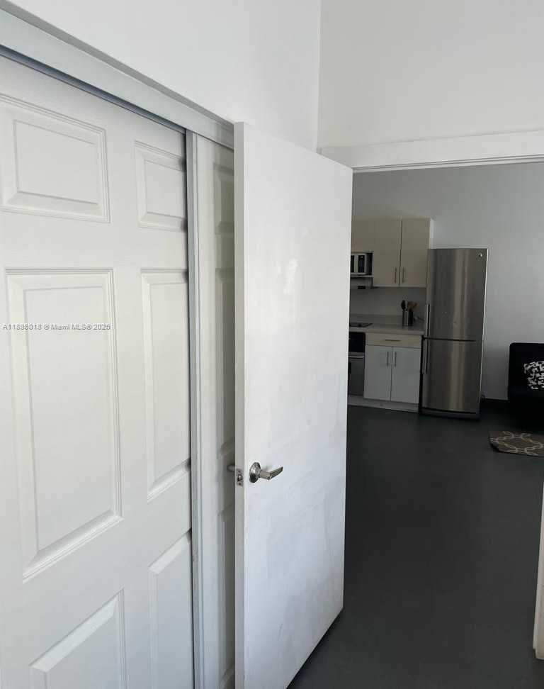 Small Image of 1600 EUCLID AVE #201, Miami Beach Number 5