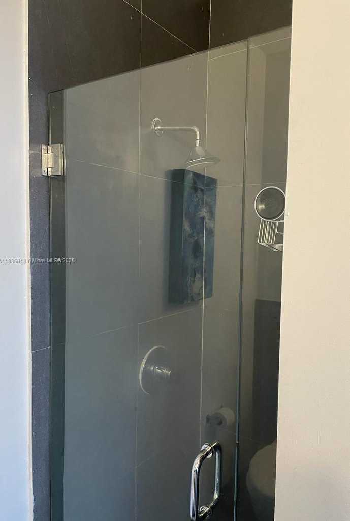 Small Image of 1600 EUCLID AVE #201, Miami Beach Number 9