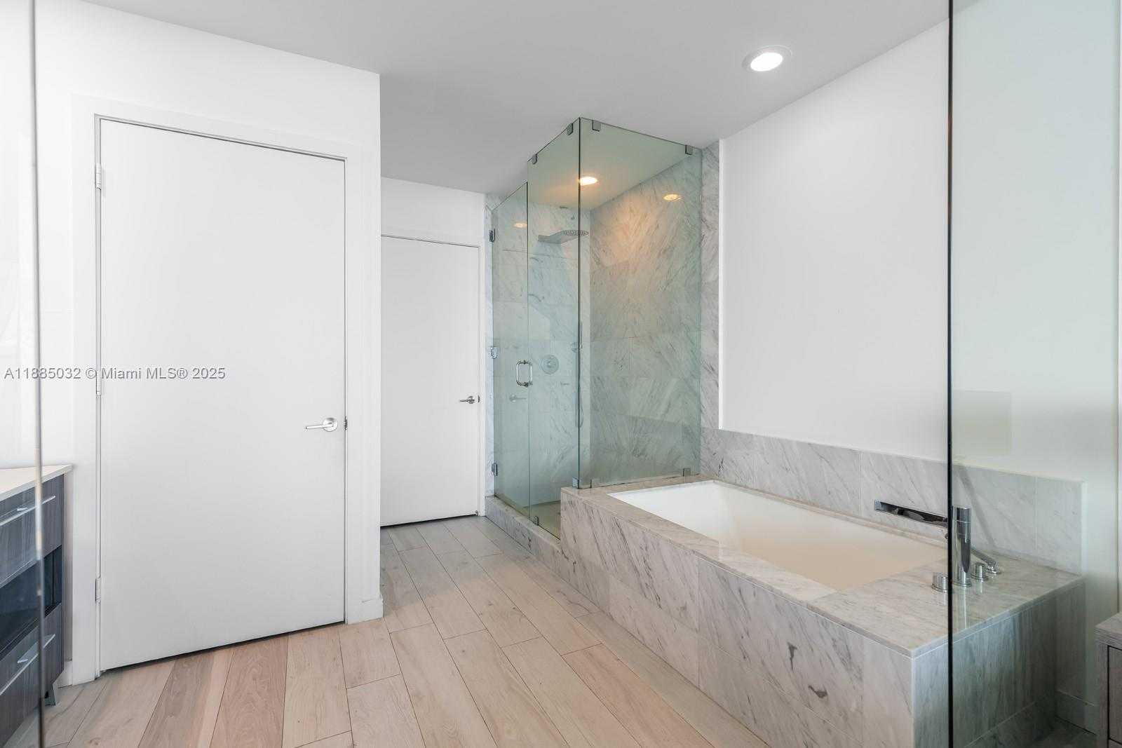 Small Image of 480 NORTH EAST 31ST ST #4605, Miami Number 9