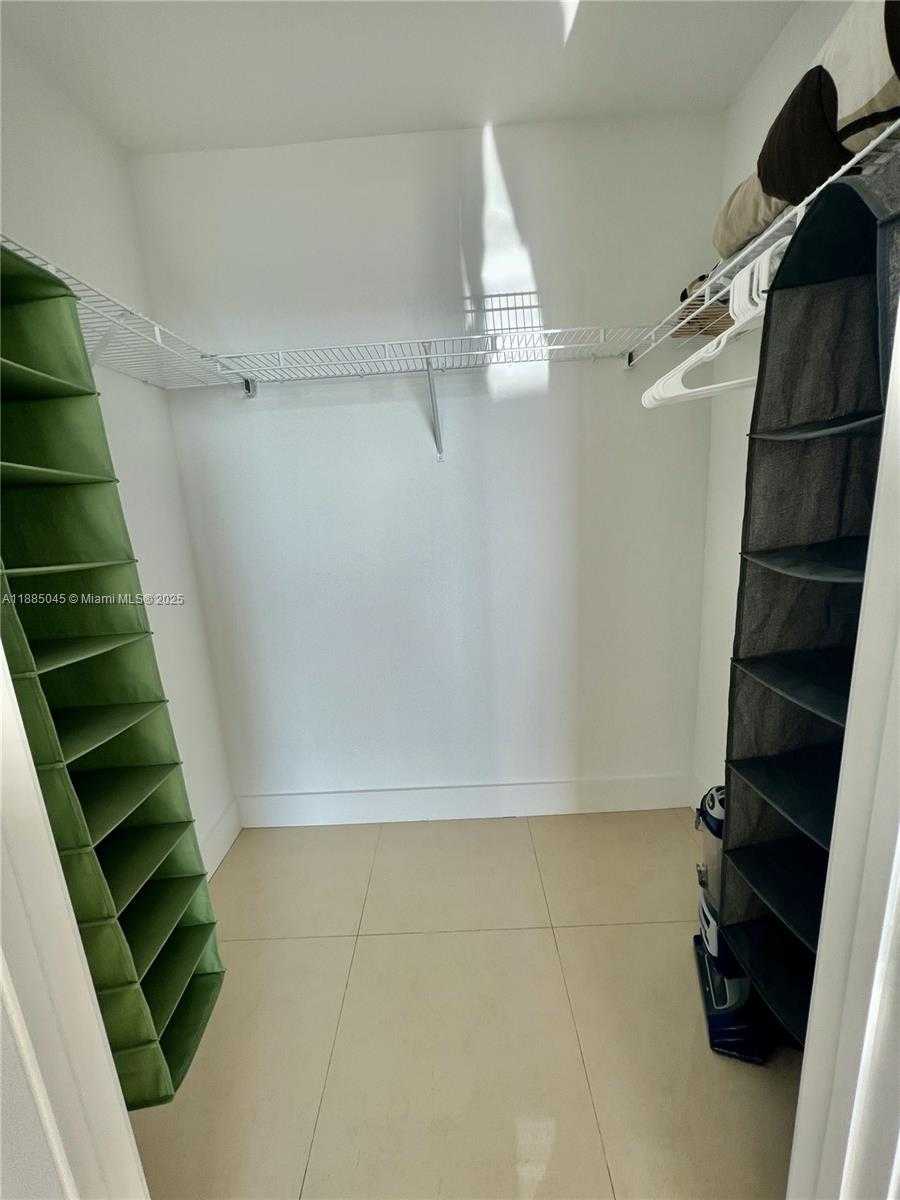 Small Image of 1111 SOUTH WEST 1ST AVE #1914, Miami Number 10