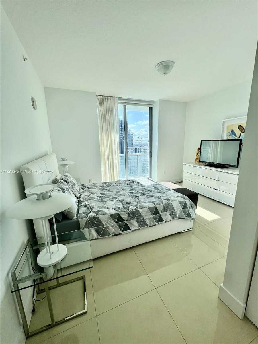 Small Image of 1111 SOUTH WEST 1ST AVE #1914, Miami Number 8