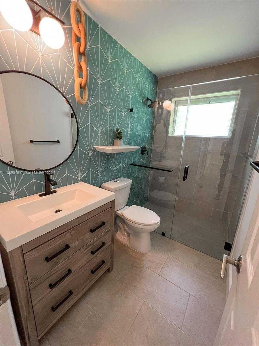 Small Image of 411 NORTH EAST 88TH ST, El Portal Number 7
