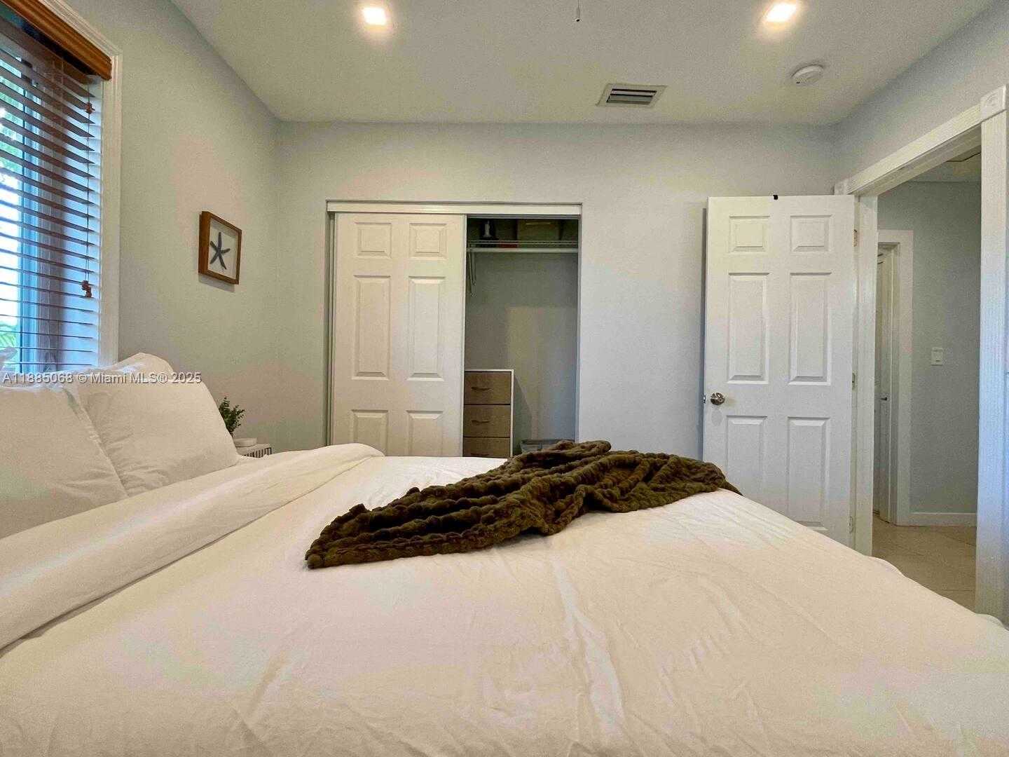 Small Image of 601 NORTH WEST 116TH ST, Miami Number 13