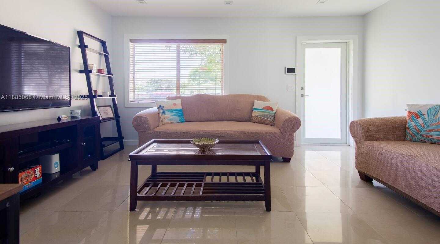 Small Image of 601 NORTH WEST 116TH ST, Miami Number 6