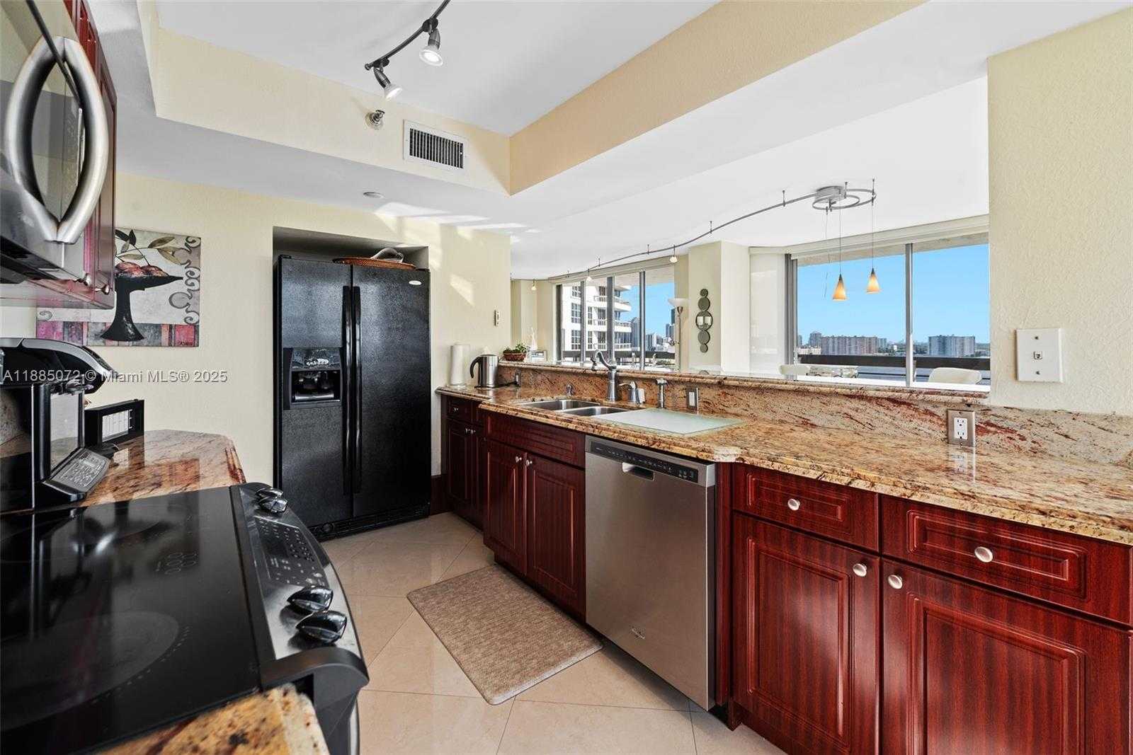 Small Image of 19101 NORTH EAST 36TH CT #1905, Aventura Number 14