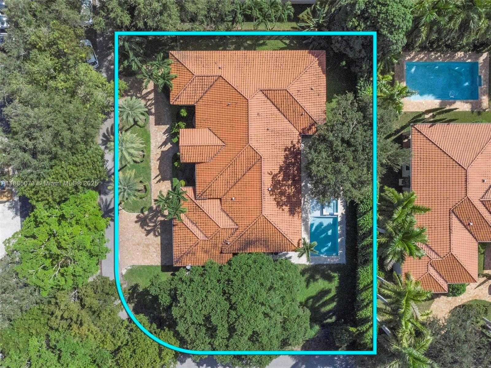 Small Image of 17910 SOUTH WEST 80TH AVE #17910, Palmetto Bay Number 32