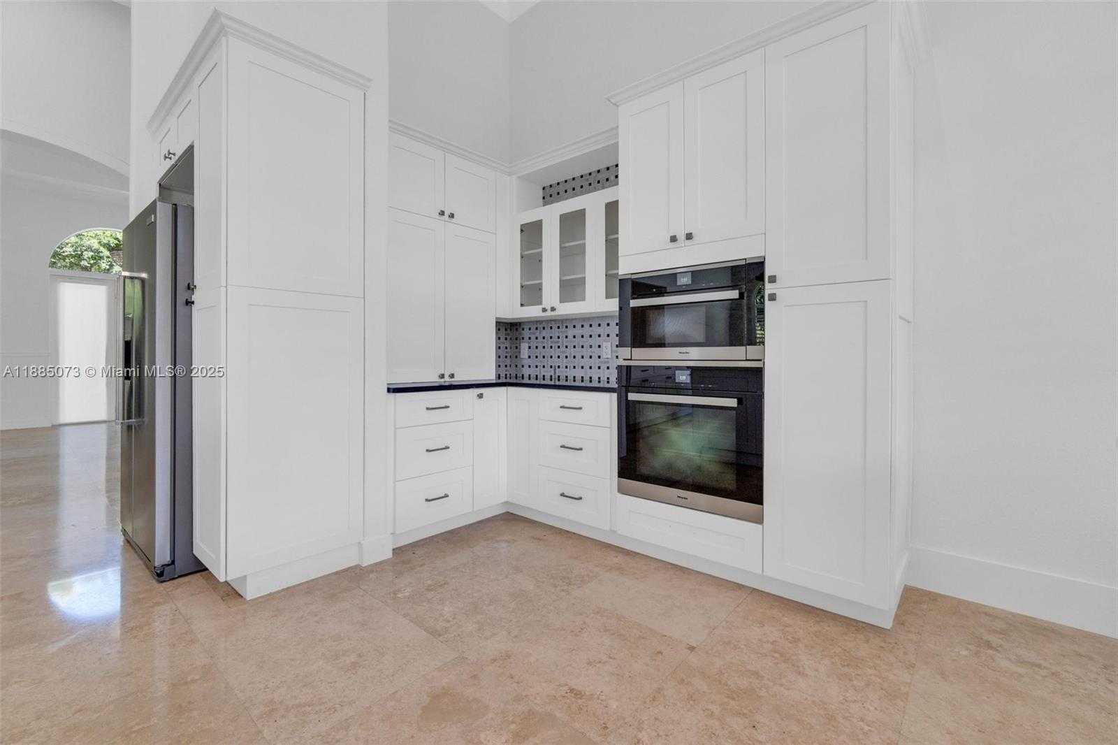 Small Image of 17910 SOUTH WEST 80TH AVE #17910, Palmetto Bay Number 7