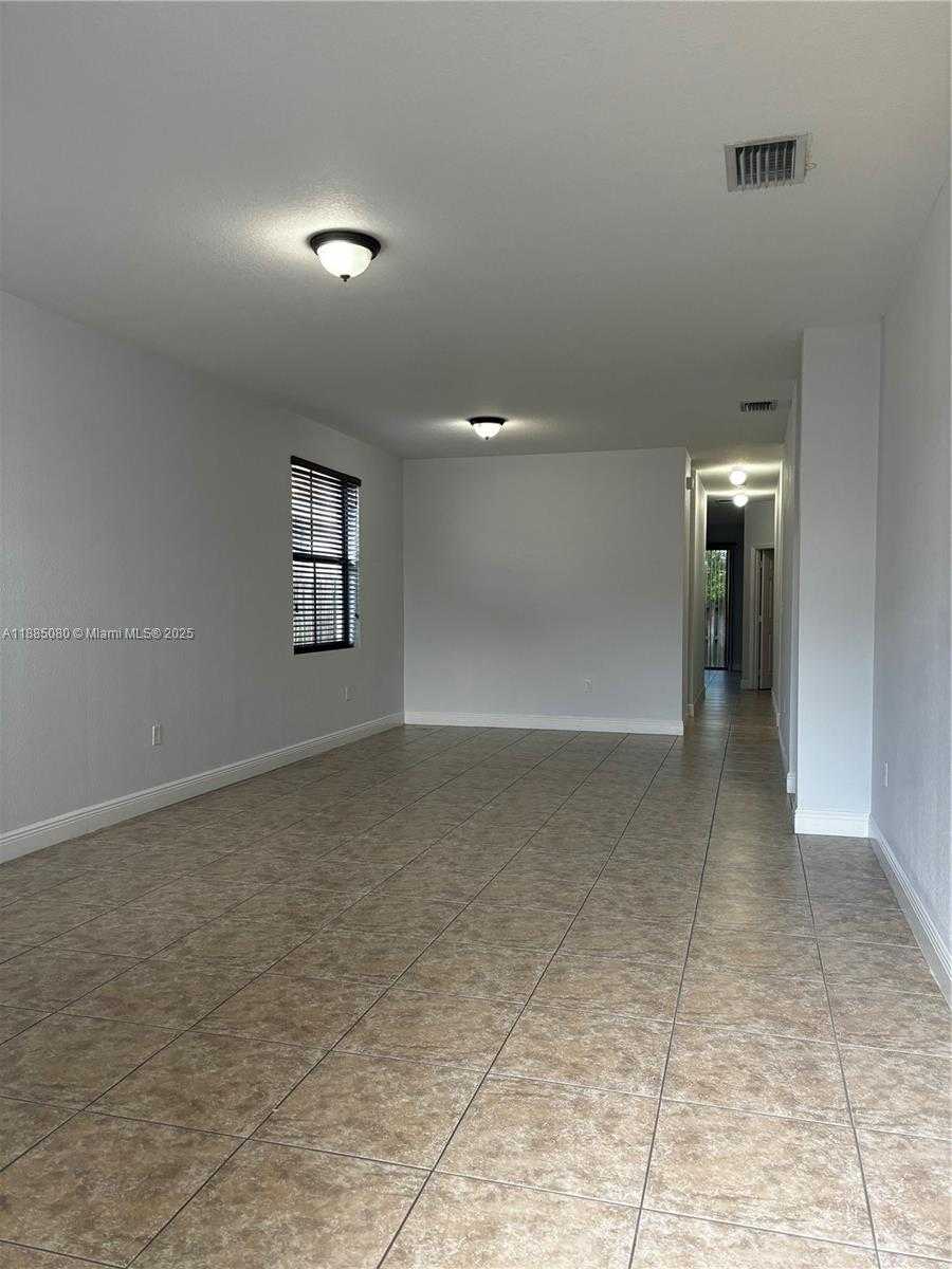 Small Image of 9780 NORTH WEST 8TH TER, Miami Number 2
