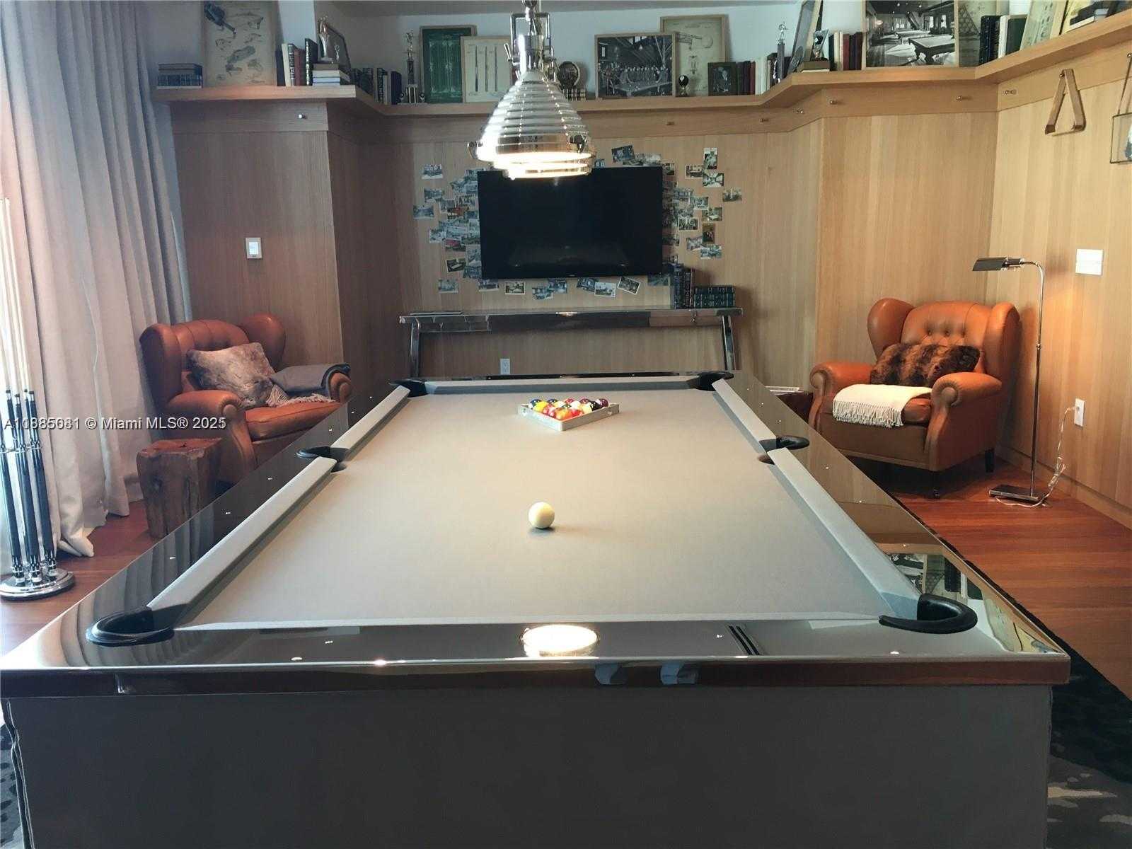 Small Image of 1300 SOUTH MIAMI AVE #4003, Miami Number 24