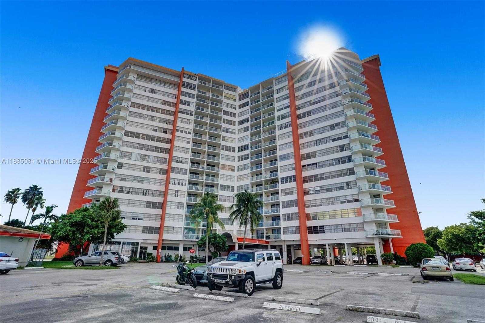 Small Image of 1351 NORTH EAST MIAMI GARDENS DR #1711E, Miami Number 16
