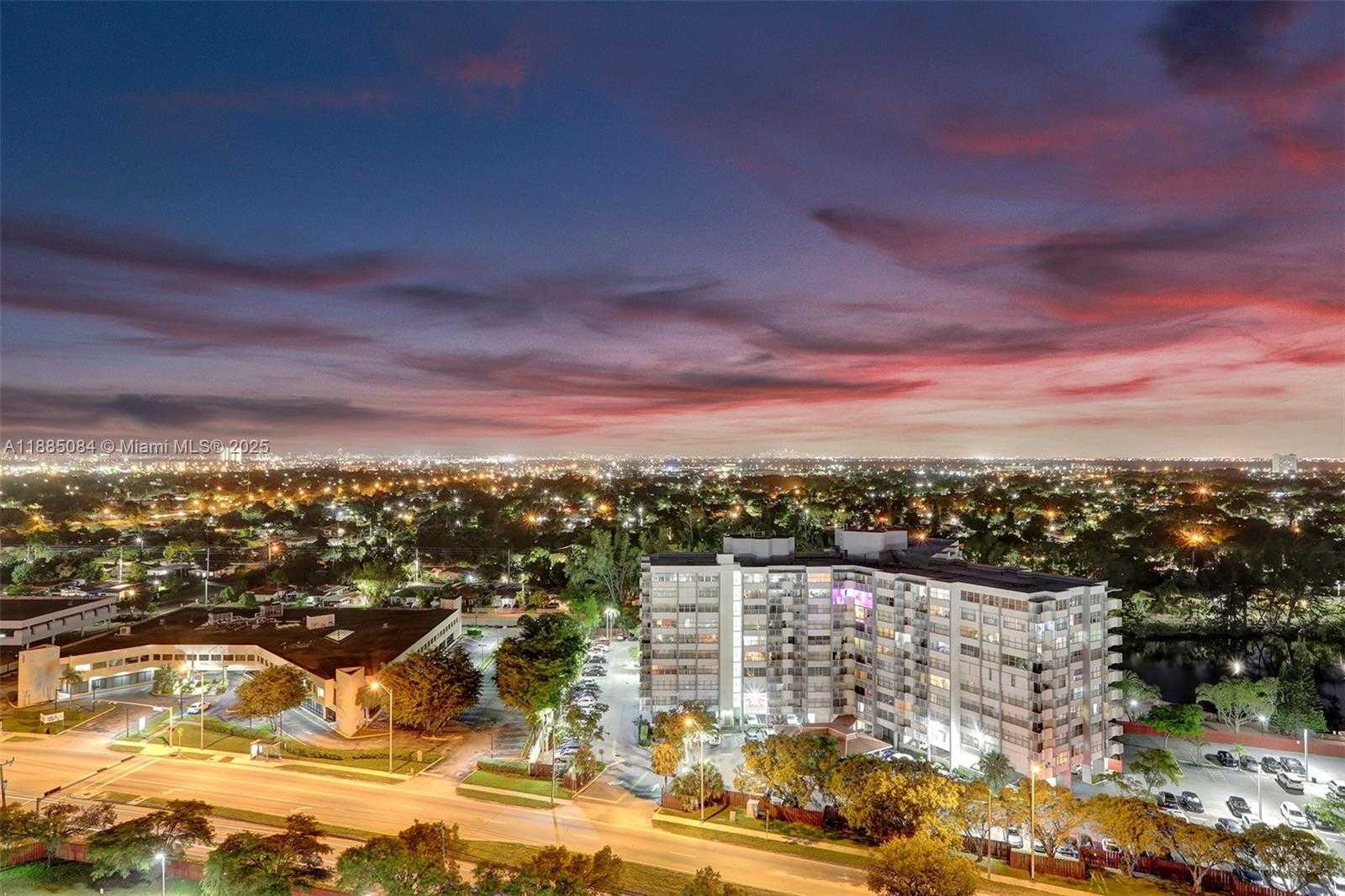 Small Image of 1351 NORTH EAST MIAMI GARDENS DR #1711E, Miami Number 2