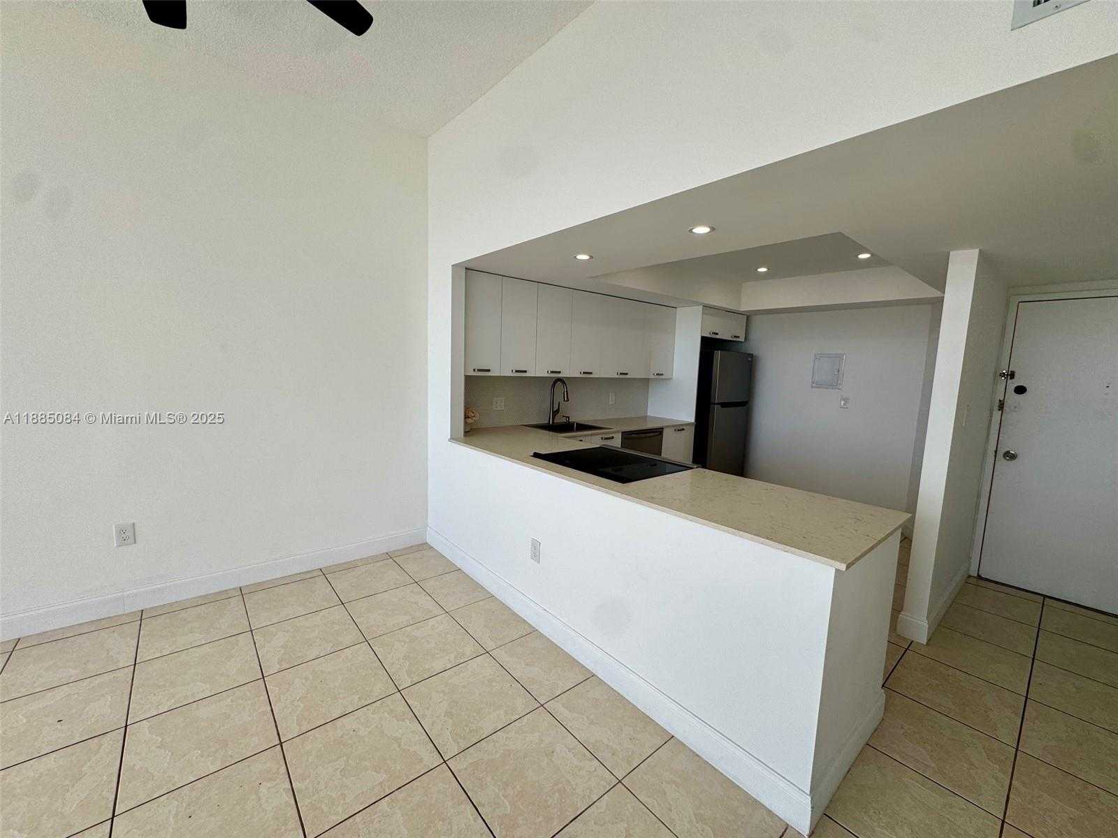 Small Image of 1351 NORTH EAST MIAMI GARDENS DR #1711E, Miami Number 5