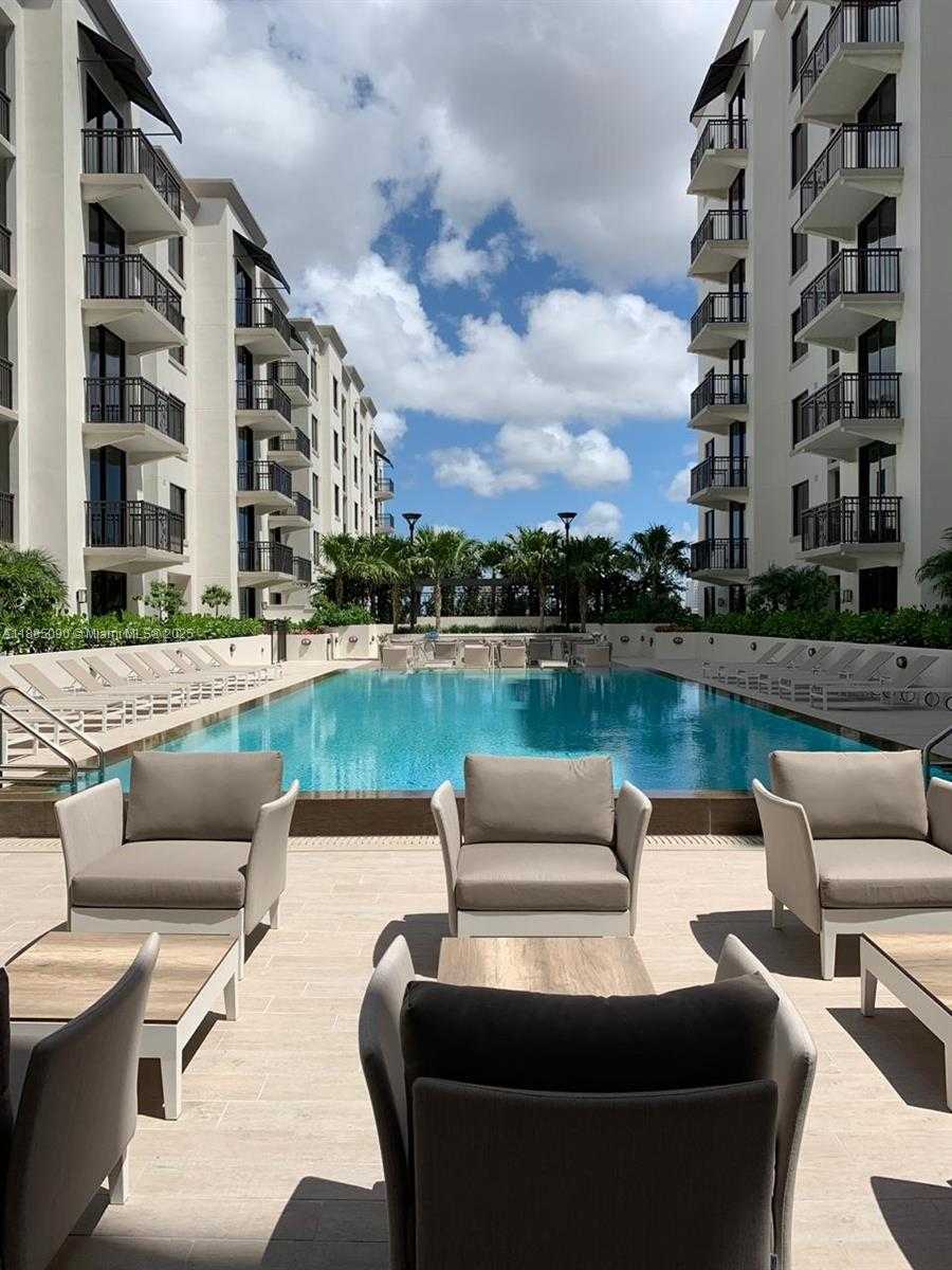 Small Image of 301 ALTARA AVE #523, Coral Gables Number 5