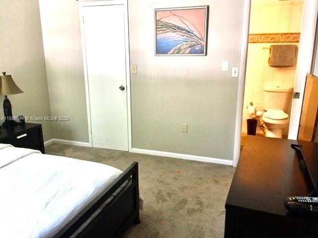 Small Image of 17560 ATLANTIC BLVD #214, Sunny Isles Beach Number 20