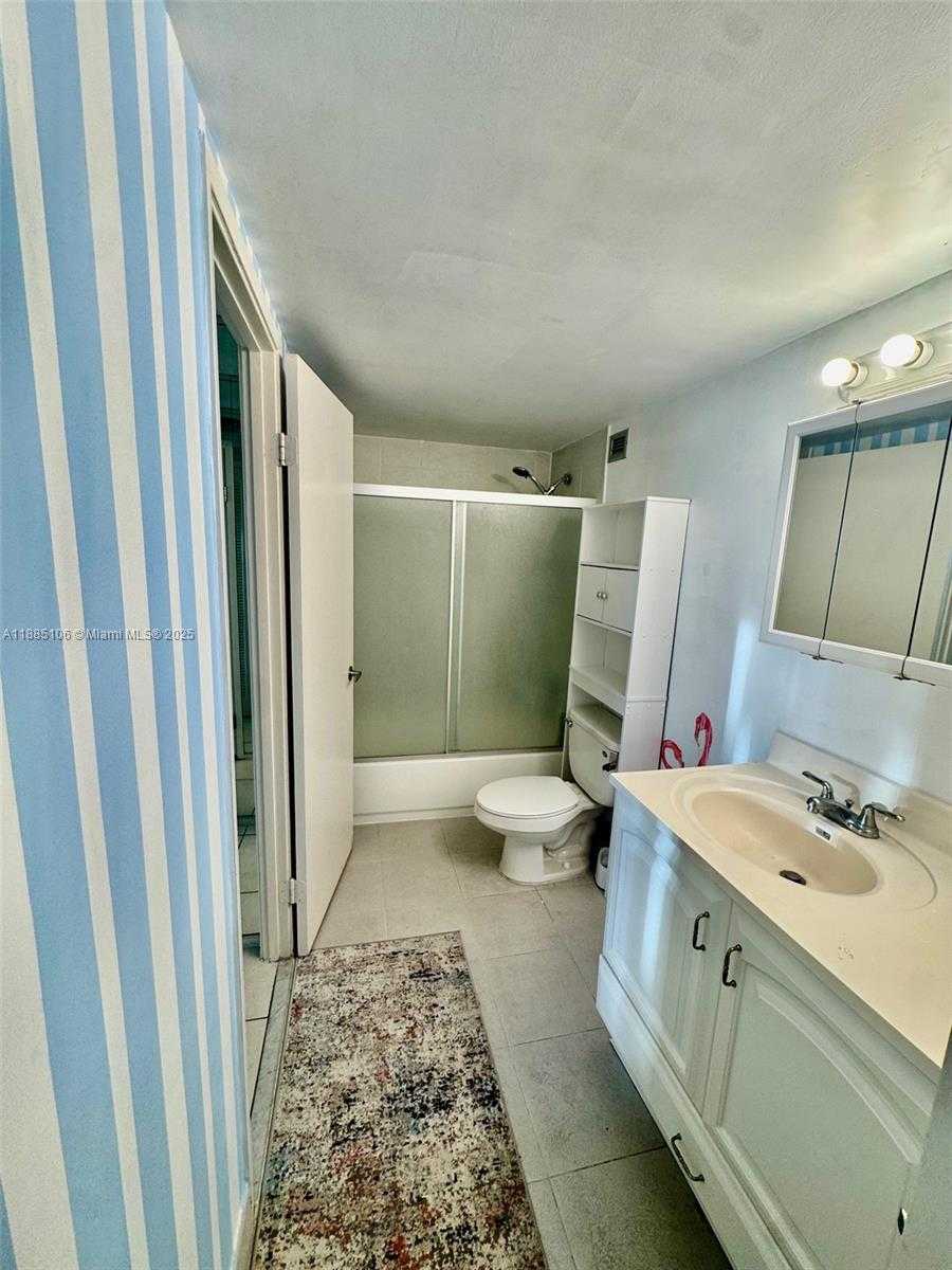 Small Image of 1351 NORTH EAST MIAMI GARDENS DR #1201E, Miami Number 15
