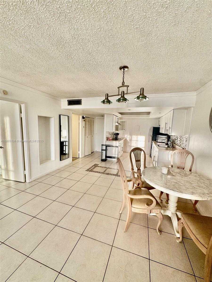 Small Image of 1351 NORTH EAST MIAMI GARDENS DR #1201E, Miami Number 16