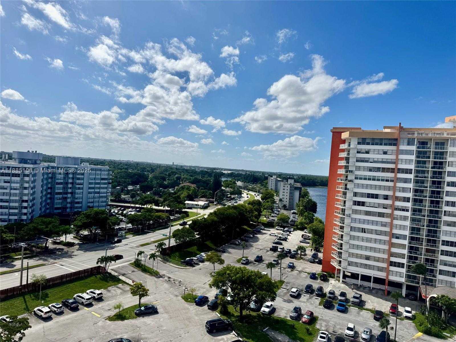 Small Image of 1351 NORTH EAST MIAMI GARDENS DR #1201E, Miami Number 21