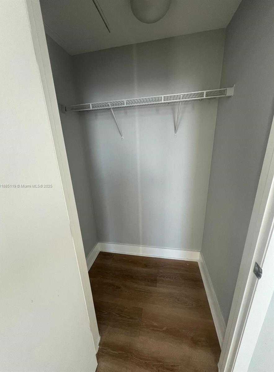 Small Image of 90 SOUTH WEST 3RD ST #4208, Miami Number 16