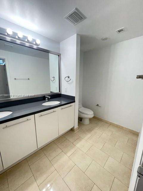 Small Image of 90 SOUTH WEST 3RD ST #4208, Miami Number 4