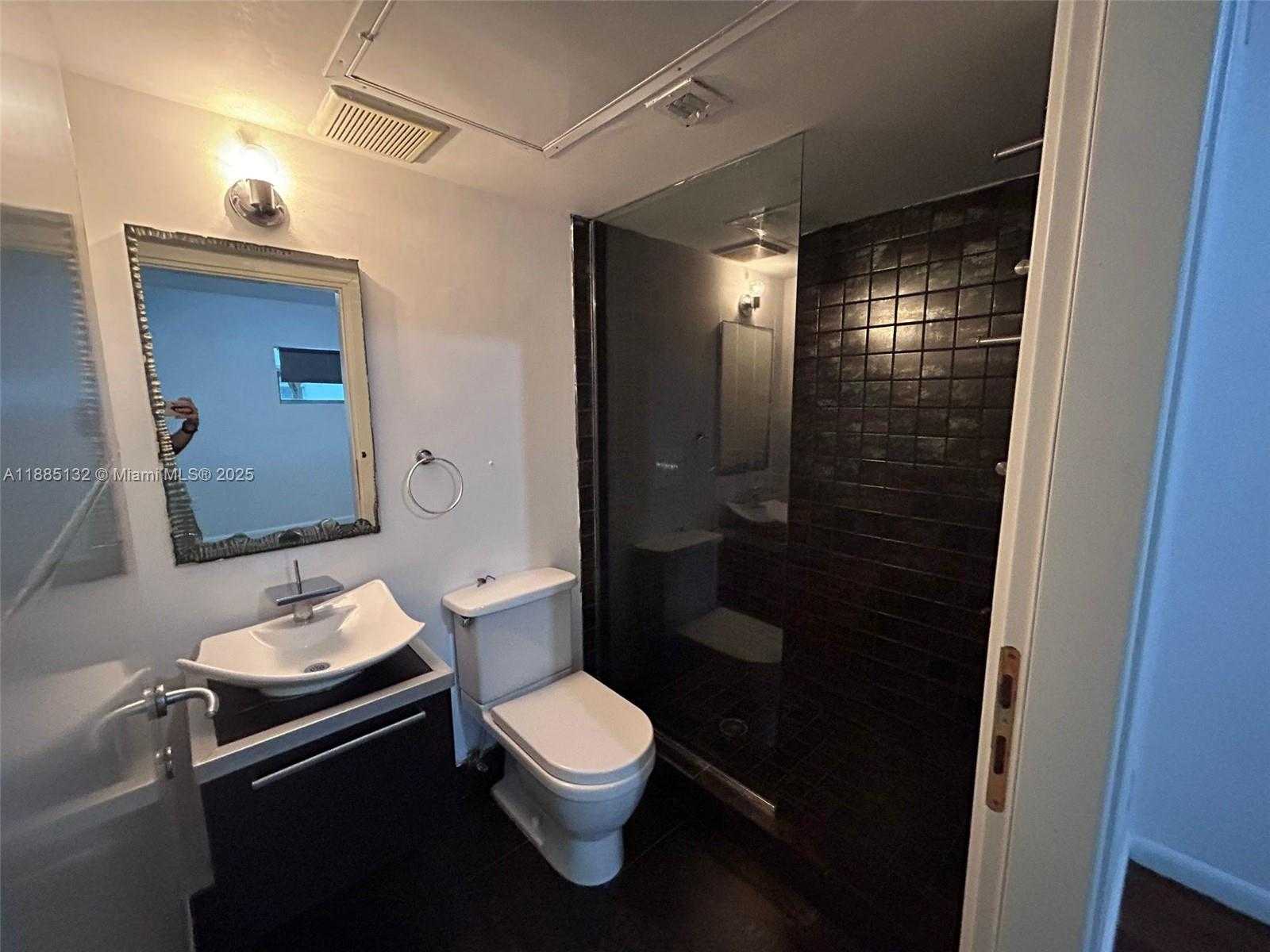 Small Image of 1560 PENNSYLVANIA AVE #211, Miami Beach Number 11