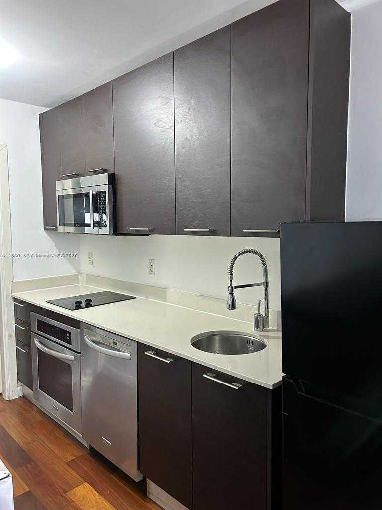 Small Image of 1560 PENNSYLVANIA AVE #211, Miami Beach Number 6