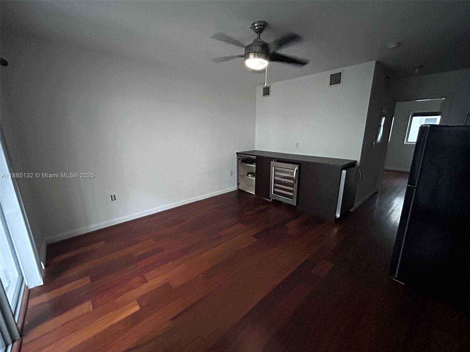 Small Image of 1560 PENNSYLVANIA AVE #211, Miami Beach Number 7