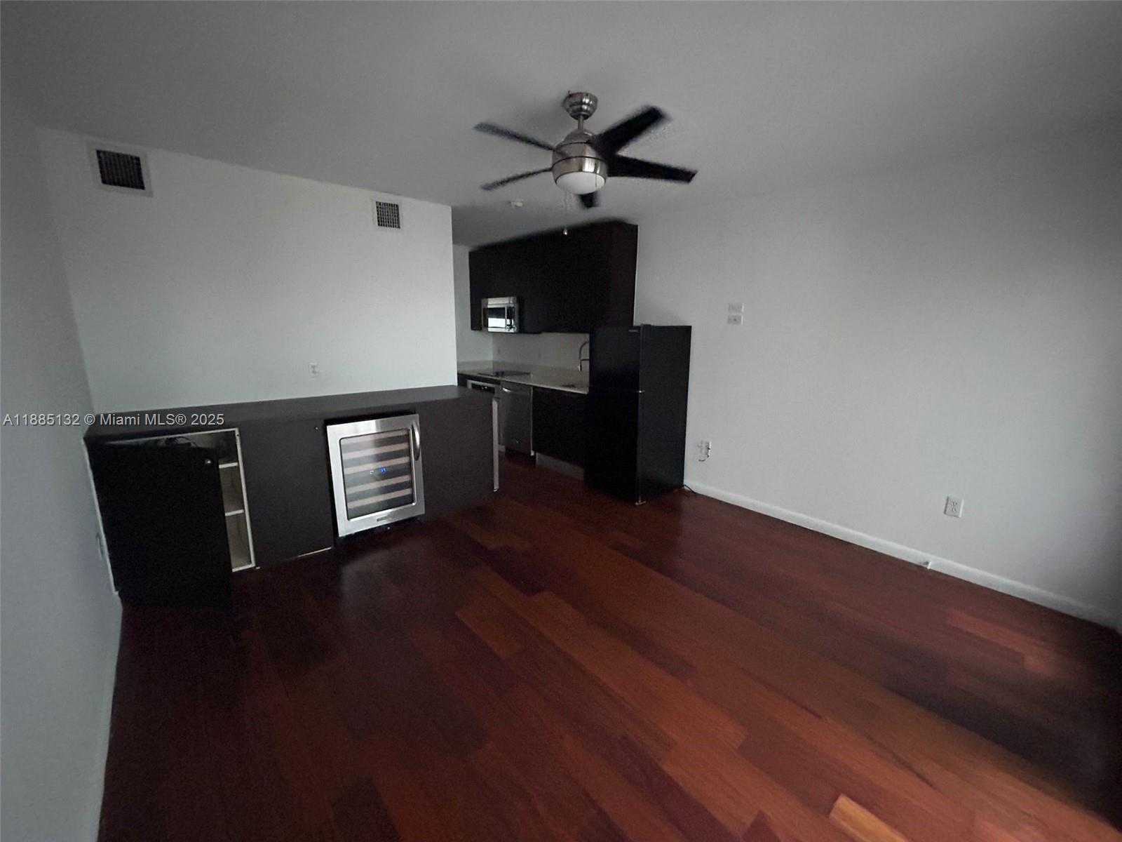 Small Image of 1560 PENNSYLVANIA AVE #211, Miami Beach Number 8