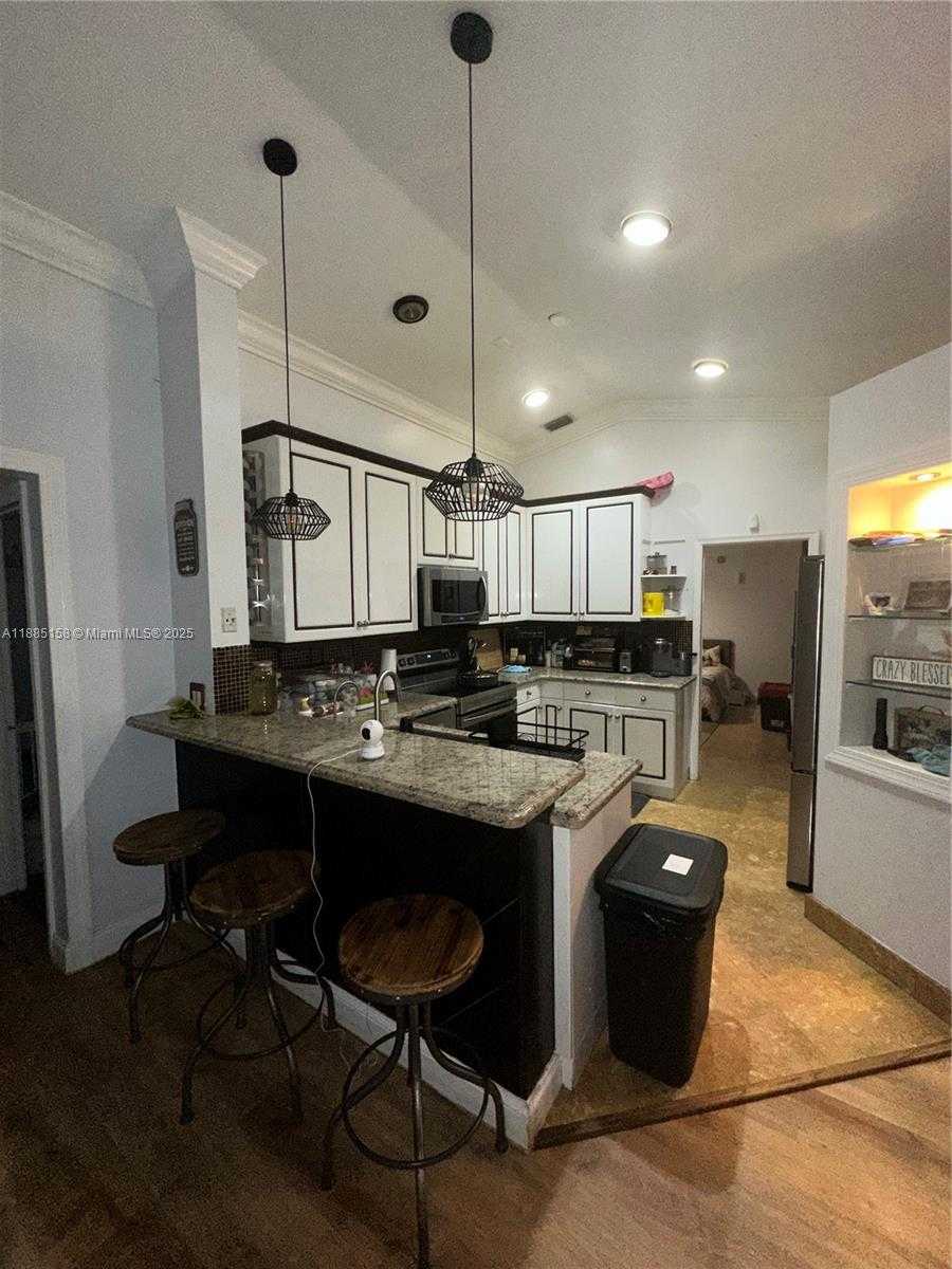 Small Image of 4314 MAHOGANY RIDGE DR, Weston Number 3