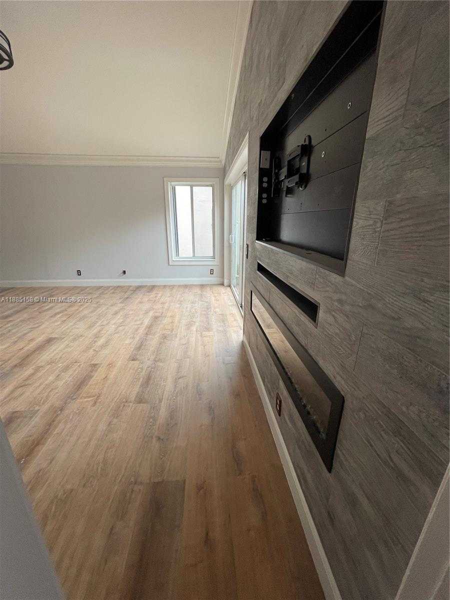 Small Image of 4314 MAHOGANY RIDGE DR, Weston Number 6