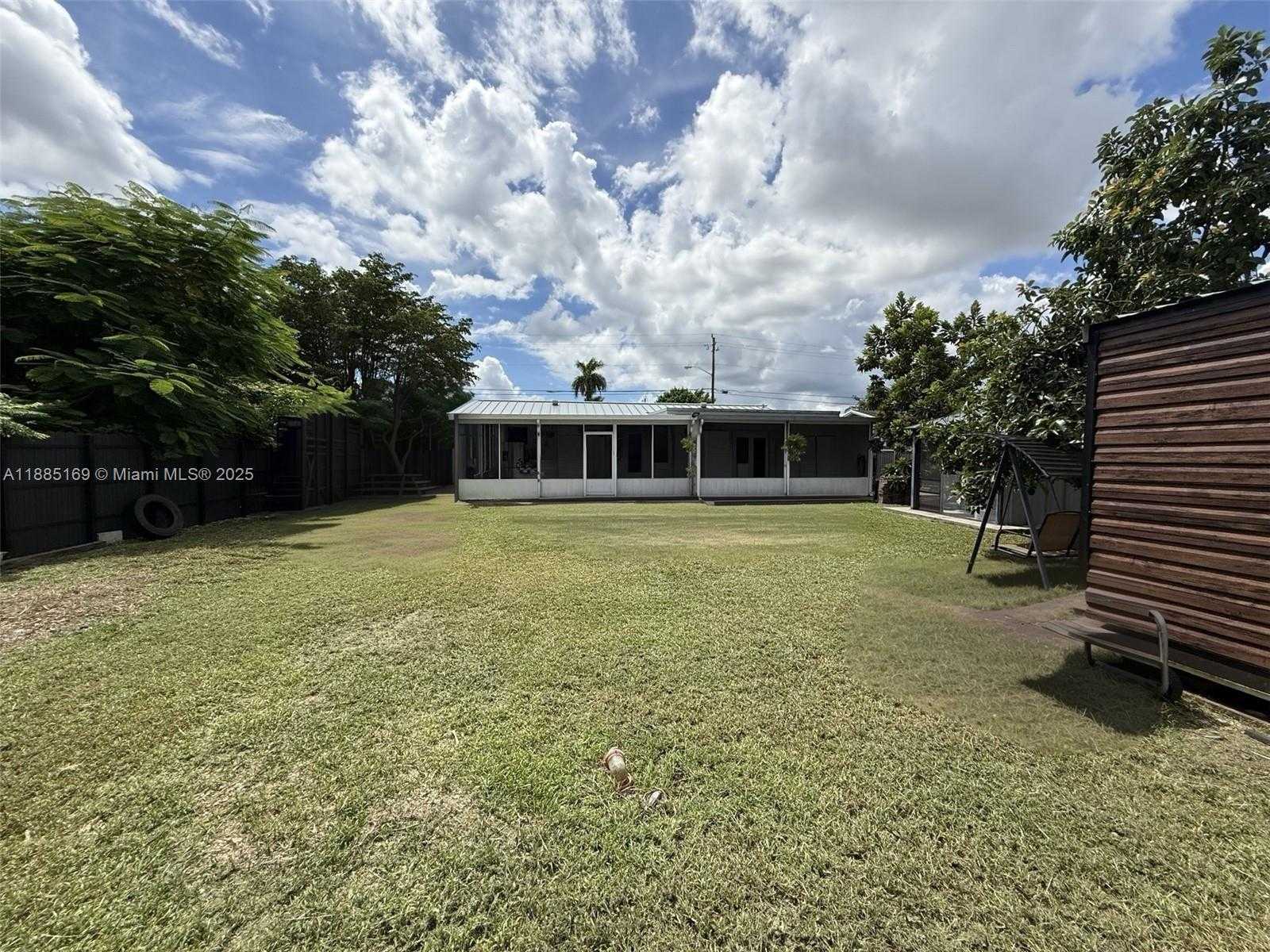 Small Image of 17255 SOUTH WEST 302ND ST #1, Homestead Number 14