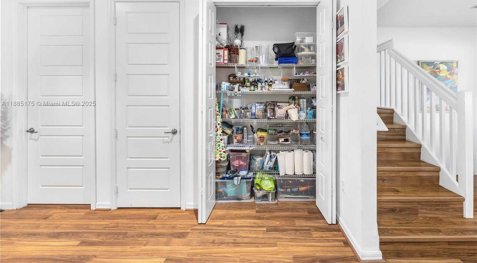 Small Image of 639 NORTH EAST 193RD ST, Miami Number 18