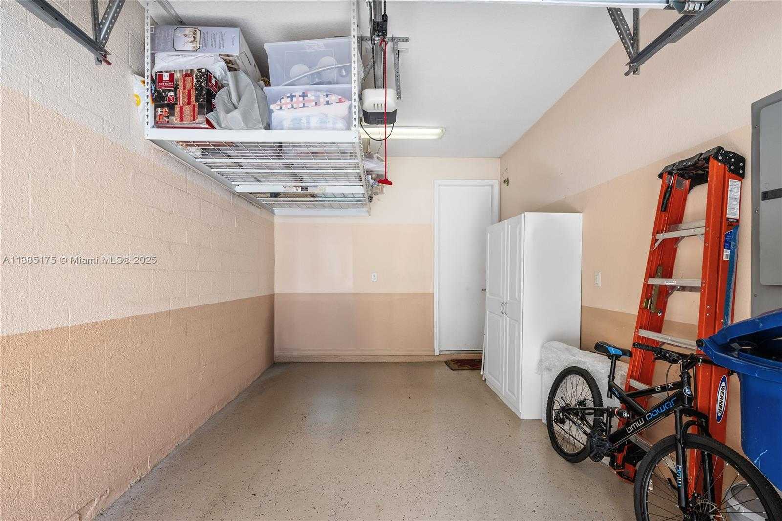 Small Image of 639 NORTH EAST 193RD ST, Miami Number 36