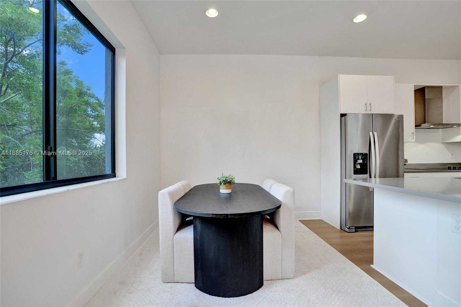 Small Image of 13145 ADDILYN CT, Davie Number 12