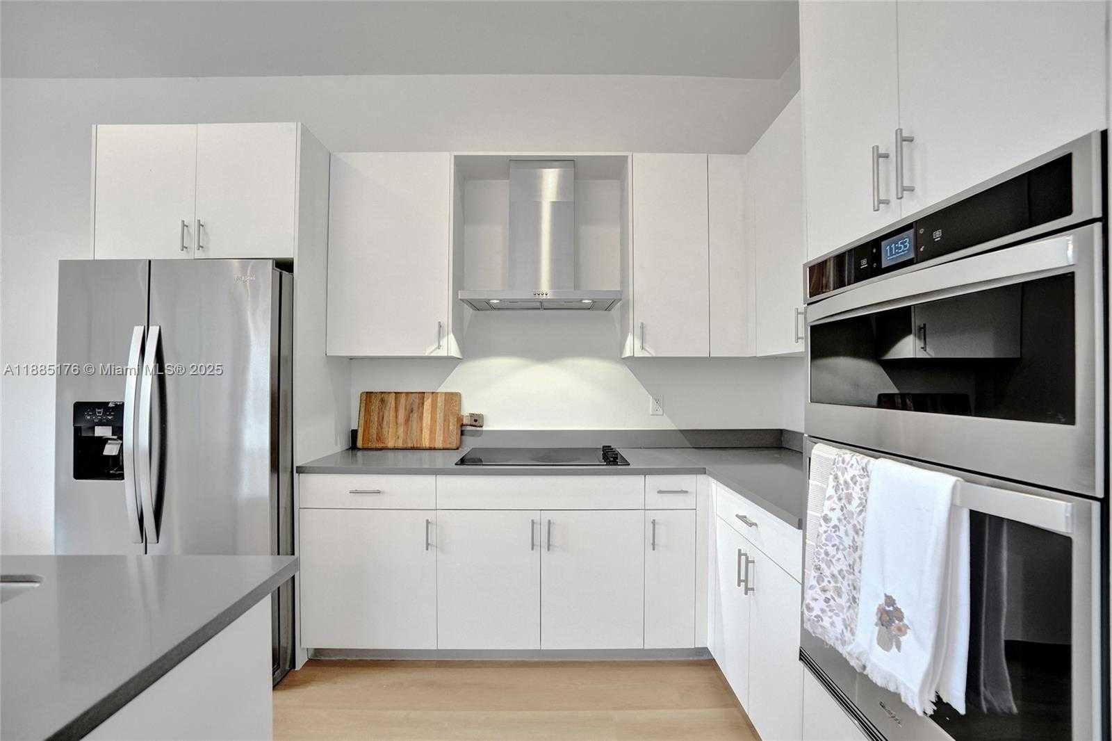 Small Image of 13145 ADDILYN CT, Davie Number 17