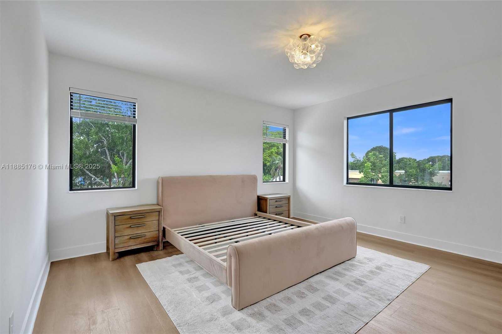 Small Image of 13145 ADDILYN CT, Davie Number 30