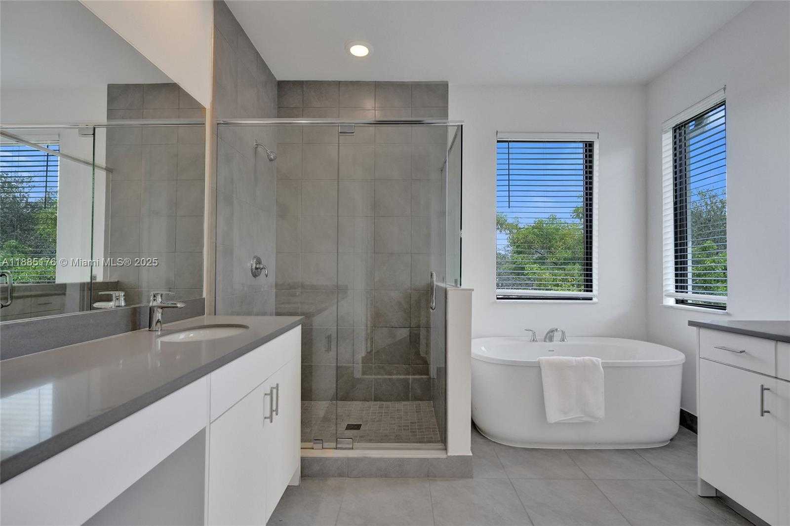 Small Image of 13145 ADDILYN CT, Davie Number 32