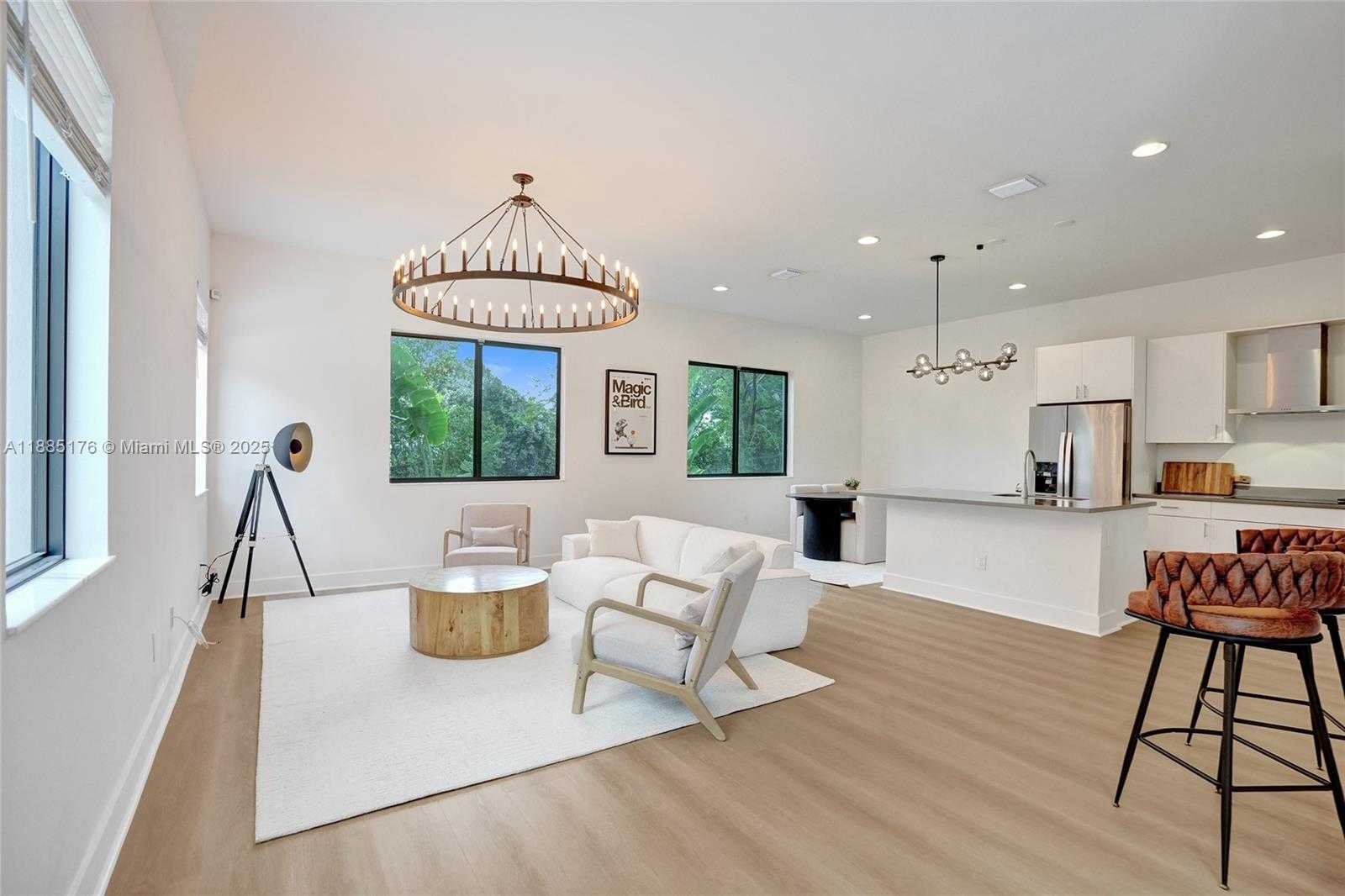Small Image of 13145 ADDILYN CT, Davie Number 9